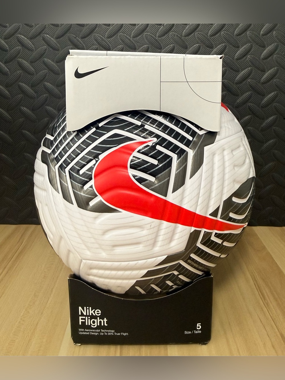 Nike Flight 23/24 FIFA Pro AerowSculpt ACC Match Soccer Ball FB2902-100 Size 5